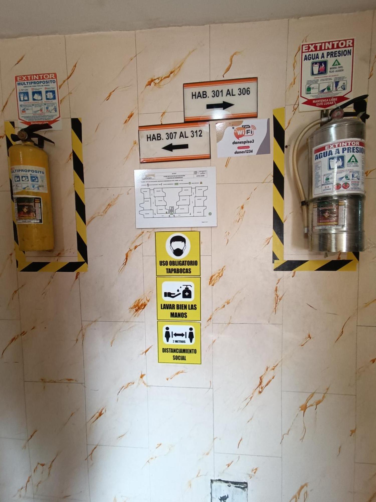 Hotel Danes Barranquilla Exteriör bild